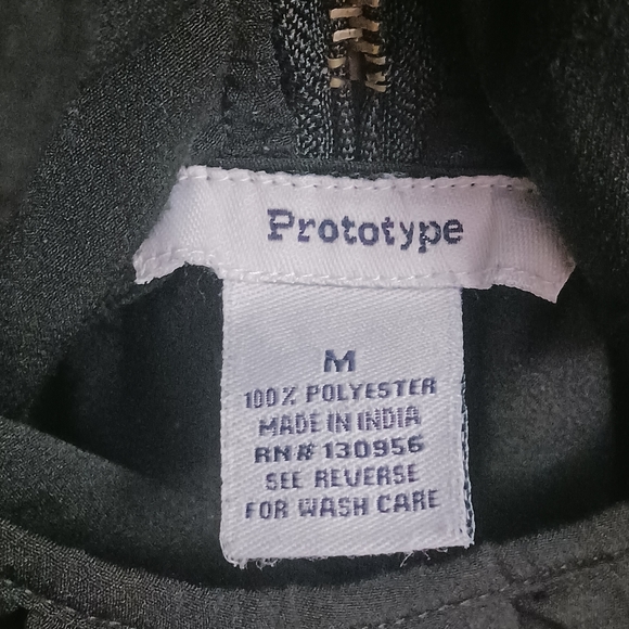 Prototype Cami Top Women Size M Neutral Black Ruffle Sleeveless Relaxes Fit - Picture 7 of 7